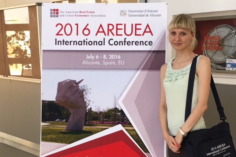 Illustration for news: Agatha Lozinskaya attended the AREUEA conference
