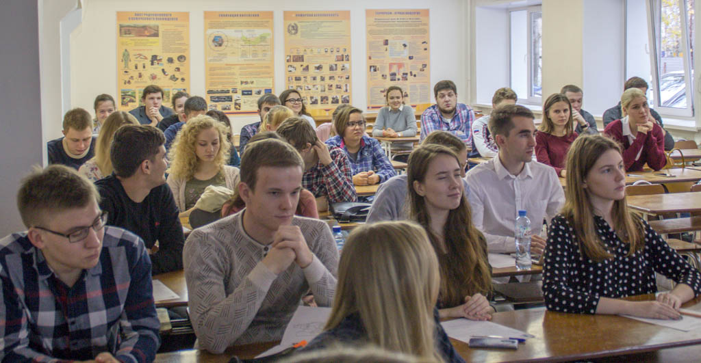 Иллюстрация к новости: Студенты Пермской Вышки встретились с представителями компании «Диасофт»