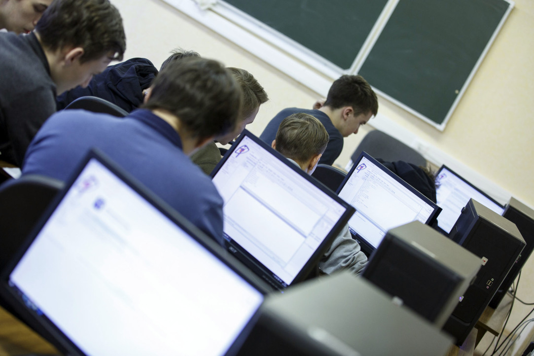 Иллюстрация к новости: «Каждый школьник смог почувствовать себя программным инженером!»