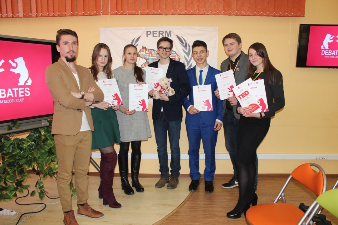 Студенты Пермской Вышки стали лучшими спикерами краевого турнира по парламентским дебатам