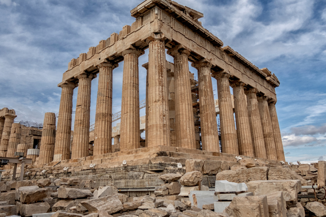 Иллюстрация к новости: Процессы демократизации в древней Греции: борьба за власть аристократии