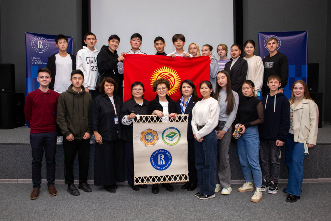 Иллюстрация к новости: Теплая встреча: студенты из Кыргызской Республики поделились впечатлениями о пермской Вышке