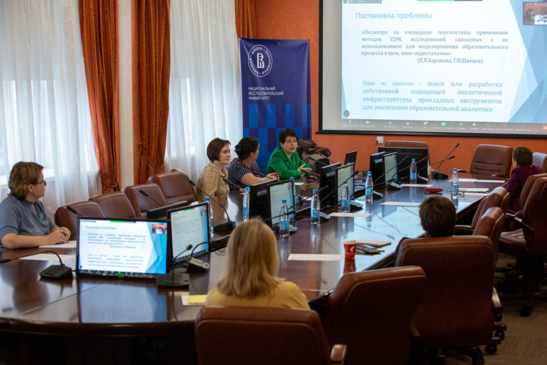 Иллюстрация к новости: Широкие возможности корпусных исследований – в пермском кампусе НИУ ВШЭ прошел второй симпозиум по корпусной лингвистике