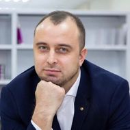 Дмитрий Артемьев,  академический руководитель образовательной программы «Управление бизнесом»